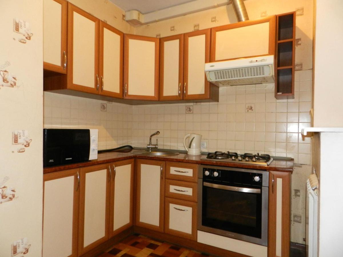 1-Room Apartment 50M2 On Metalurhiv Avenue 17, By Grandhome Zaporizhia Екстериор снимка
